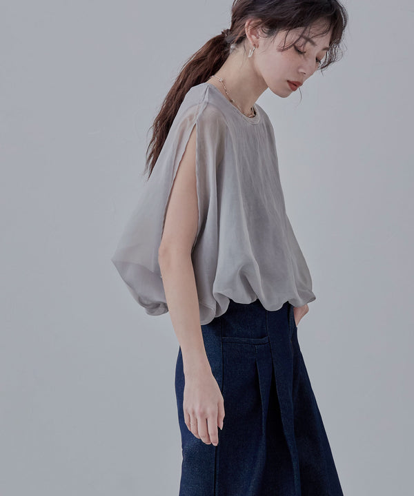 {"color":"\u30b0\u30ec\u30fc","info":"model\uff1aH166cm size\uff1aM"}