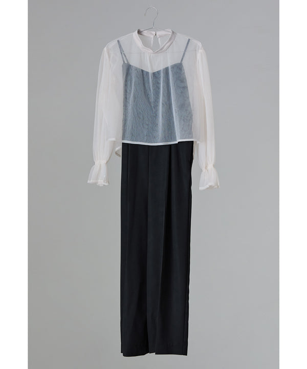 {"color":"\u30d9\u30fc\u30b8\u30e5\u00d7\u30d6\u30e9\u30c3\u30af","info":""}