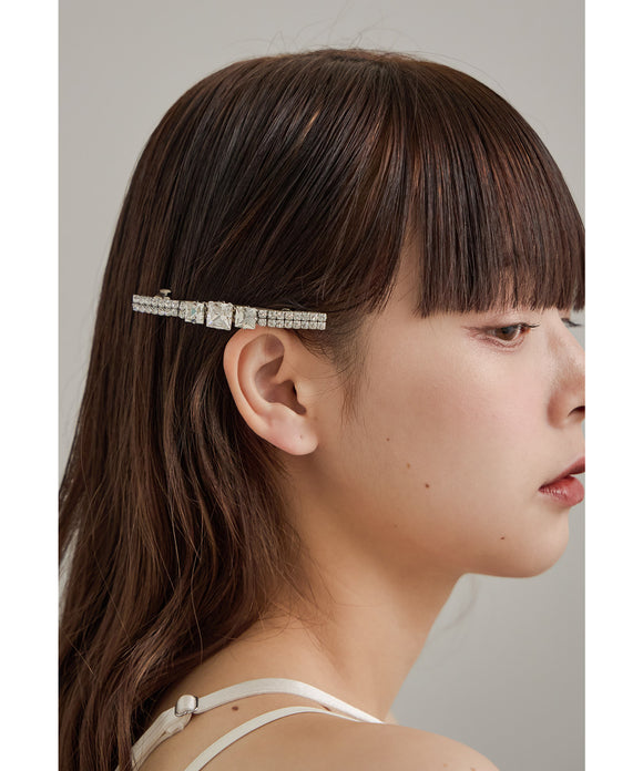 {"color":"\u30b7\u30eb\u30d0\u30fc","info":""}