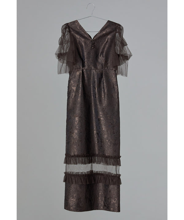 {"color":"\u30d6\u30e9\u30a6\u30f3","info":""}