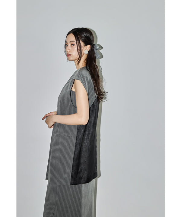 {"color":"\u30b0\u30ec\u30fc","info":"model\uff1aH165cm size\uff1aM"}
