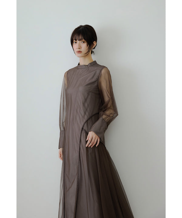 {"color":"\u30d6\u30e9\u30a6\u30f3","info":"model\uff1aH166cm size\uff1aM"}