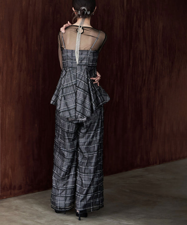 {"color":"\u30b0\u30ec\u30fc","info":"model\uff1aH163cm size\uff1aM"}