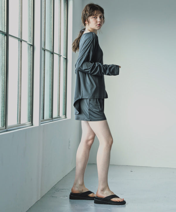 {"color":"\u30c1\u30e3\u30b3\u30fc\u30eb","info":"model\uff1aH166cm size\uff1aM-L"}