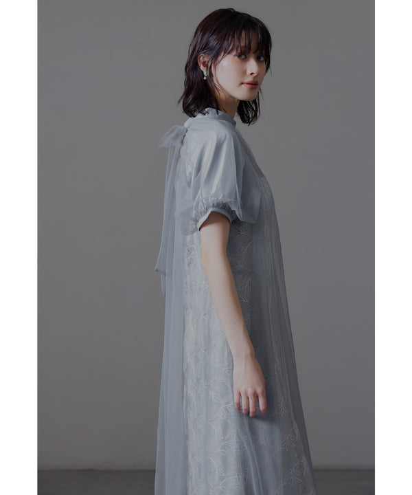 {"color":"\u30d6\u30eb\u30fc\u30b0\u30ec\u30fc","info":"model\uff1aH166cm size\uff1aM"}