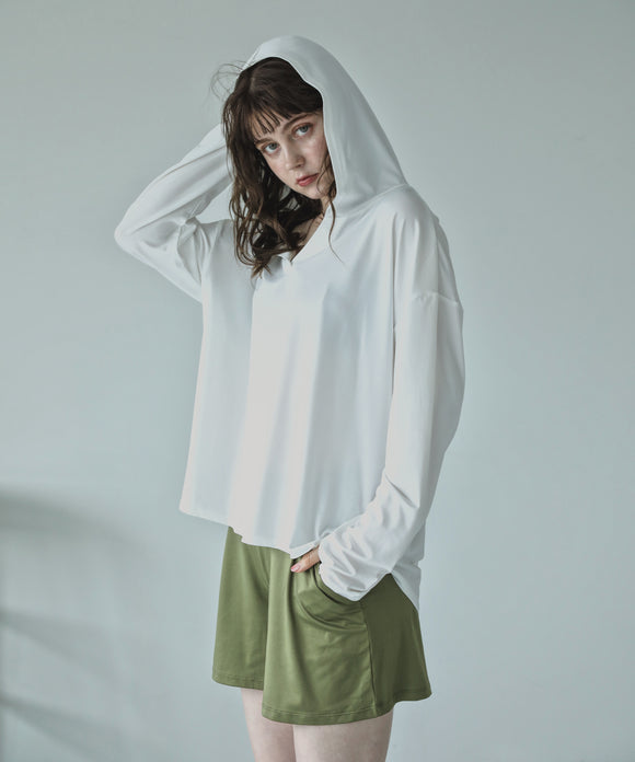 {"color":"\u30aa\u30d5\u30db\u30ef\u30a4\u30c8\u00d7\u30ab\u30fc\u30ad","info":"model\uff1aH166cm size\uff1aM-L"}