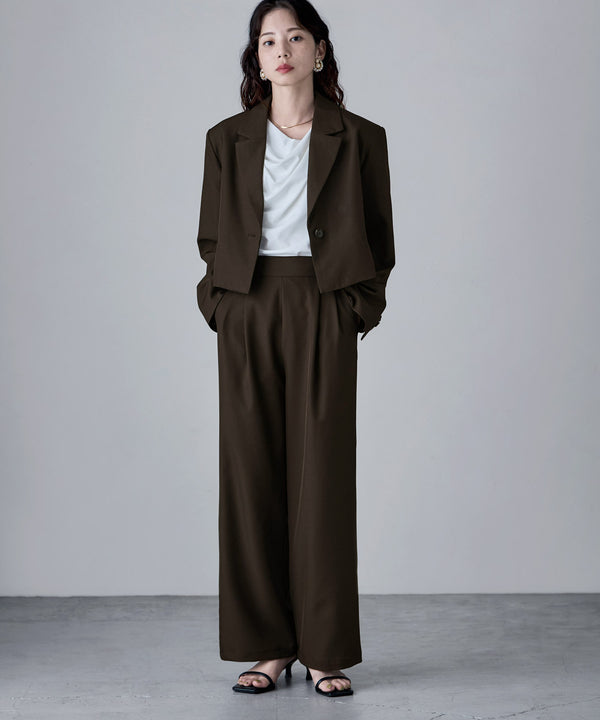 {"color":"\u30d6\u30e9\u30a6\u30f3","info":"model\uff1aH166cm size\uff1aM"}