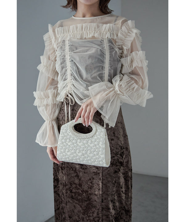 {"color":"\u30d9\u30fc\u30b8\u30e5","info":""}