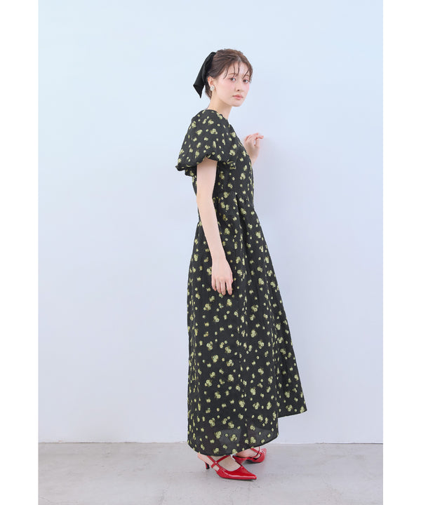 {"color":"\u30d6\u30e9\u30c3\u30af\u00d7\u30a4\u30a8\u30ed\u30fc","info":"model\uff1aH166cm size\uff1aM"}