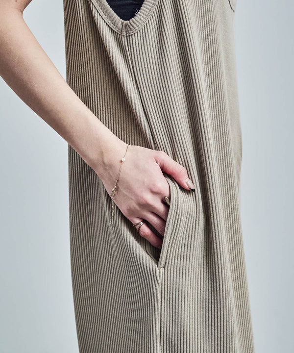 {"color":"","info":""}