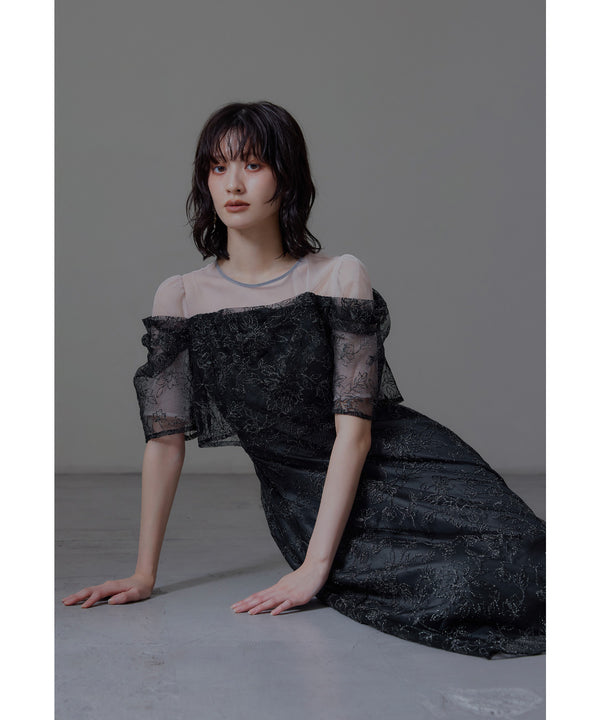 {"color":"\u30d6\u30e9\u30c3\u30af","info":"model\uff1aH166cm size\uff1aM"}