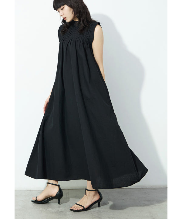 {"color":"\u30d6\u30e9\u30c3\u30af","info":"model\uff1aH157cm size\uff1aM"}