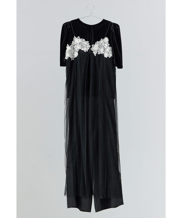 {"color":"\u30d6\u30e9\u30c3\u30af","info":""}