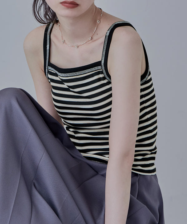 {"color":"\u30d6\u30e9\u30c3\u30af","info":"model\uff1aH163cm size\uff1aF"}