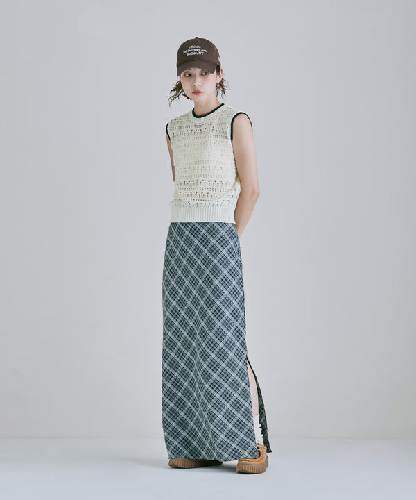 {"color":"\u30aa\u30d5\u30db\u30ef\u30a4\u30c8","info":"model\uff1aH166cm size\uff1aF"}