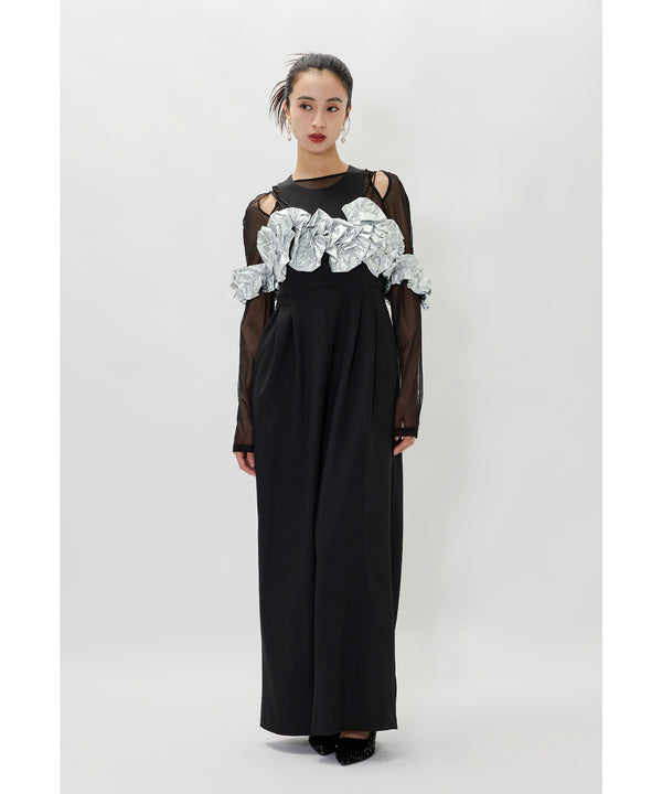 {"color":"\u30d6\u30e9\u30c3\u30af","info":"model\uff1aH165cm size\uff1aM"}