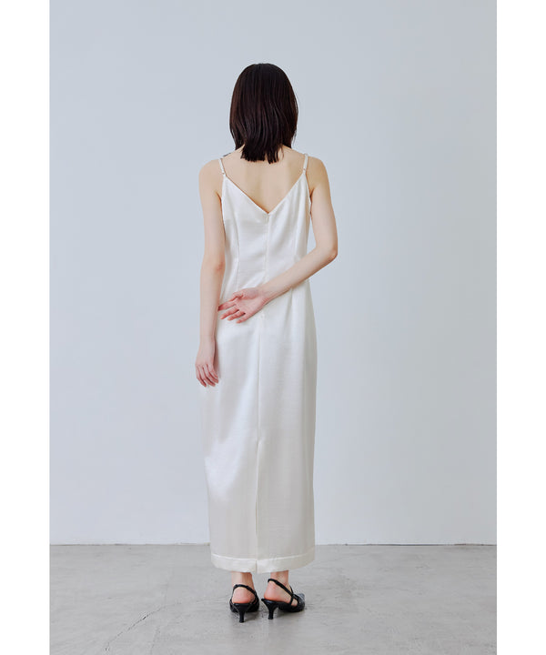 {"color":"\u30a2\u30a4\u30dc\u30ea\u30fc","info":"model\uff1aH166cm size\uff1aM"}