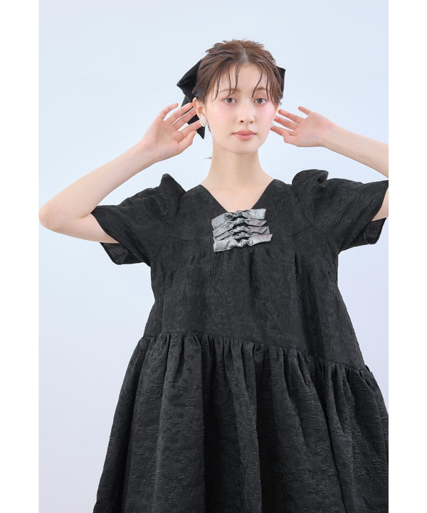 {"color":"\u30d6\u30e9\u30c3\u30af","info":"model\uff1aH166cm size\uff1aM"}
