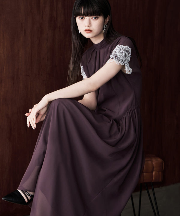 {"color":"\u30b9\u30e2\u30fc\u30af\u30d1\u30fc\u30d7\u30eb","info":"model\uff1aH163cm size\uff1aM"}