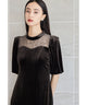 {"color":"\u30d6\u30e9\u30a6\u30f3","info":"model\uff1aH165cm size\uff1aM"}