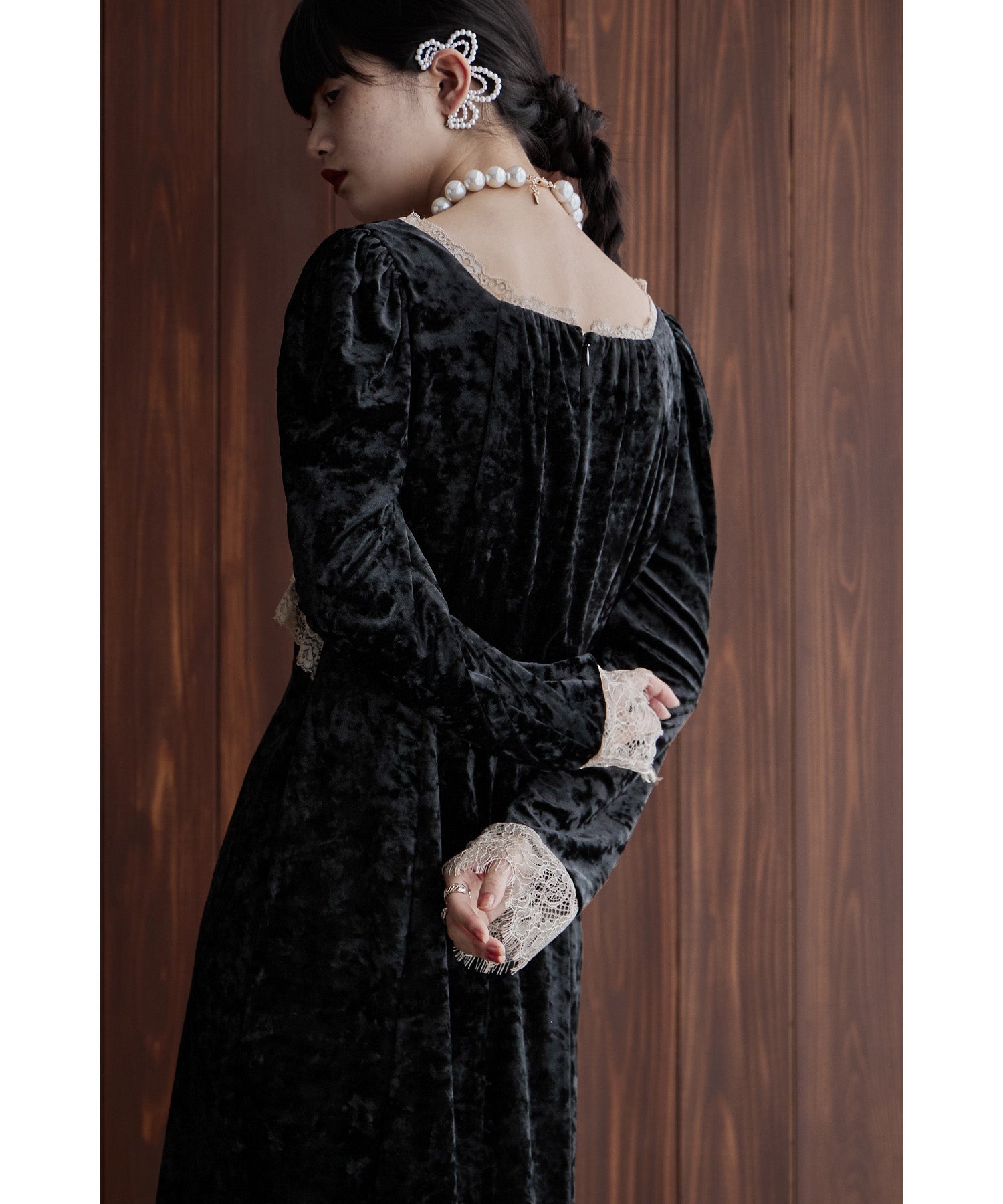 Balloon Silhouette Pleated Layered Dress