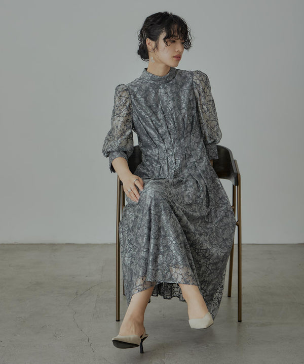 {"color":"\u30ab\u30fc\u30ad","info":"model\uff1aH167cm size\uff1aM"}