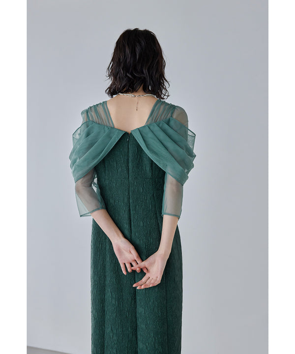 {"color":"\u30b0\u30ea\u30fc\u30f3","info":"model\uff1aH166cm size\uff1aM"}