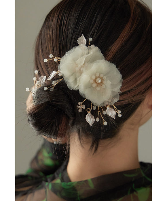 {"color":"\u30b4\u30fc\u30eb\u30c9","info":""}