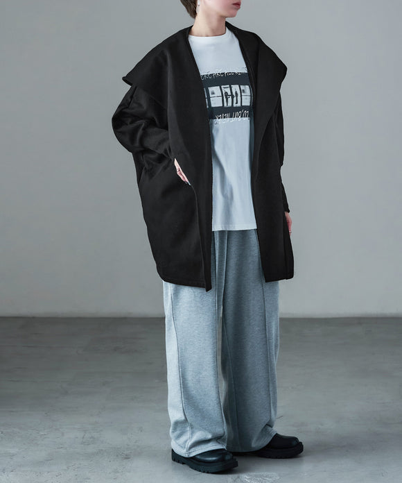 {"color":"\u30d6\u30e9\u30c3\u30af","info":"model\uff1aH158cm size\uff1aM"}