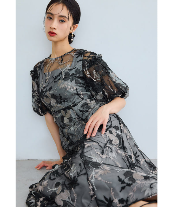 {"color":"\u30d6\u30e9\u30c3\u30af","info":"model\uff1aH165cm size\uff1aM"}
