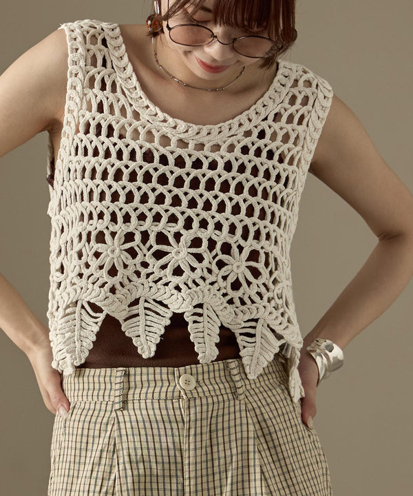 {"color":"\u30ad\u30ca\u30ea","info":""}