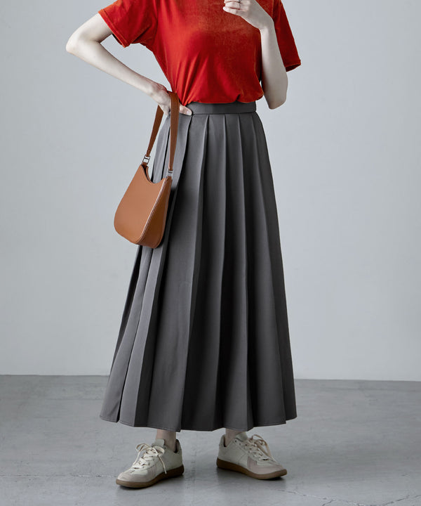 {"color":"\u30c0\u30fc\u30af\u30b0\u30ec\u30fc","info":"model\uff1aH170cm size\uff1aM"}
