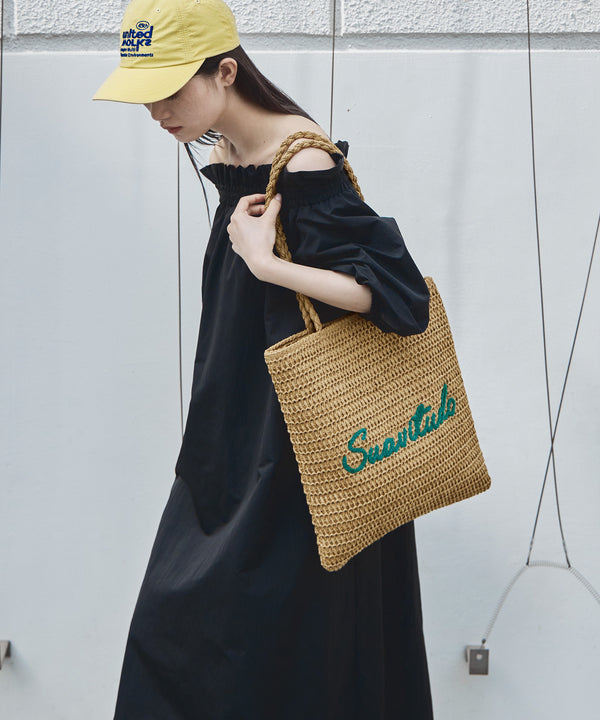 {"color":"\u30d9\u30fc\u30b8\u30e5","info":"model\uff1aH163cm size\uff1aF"}