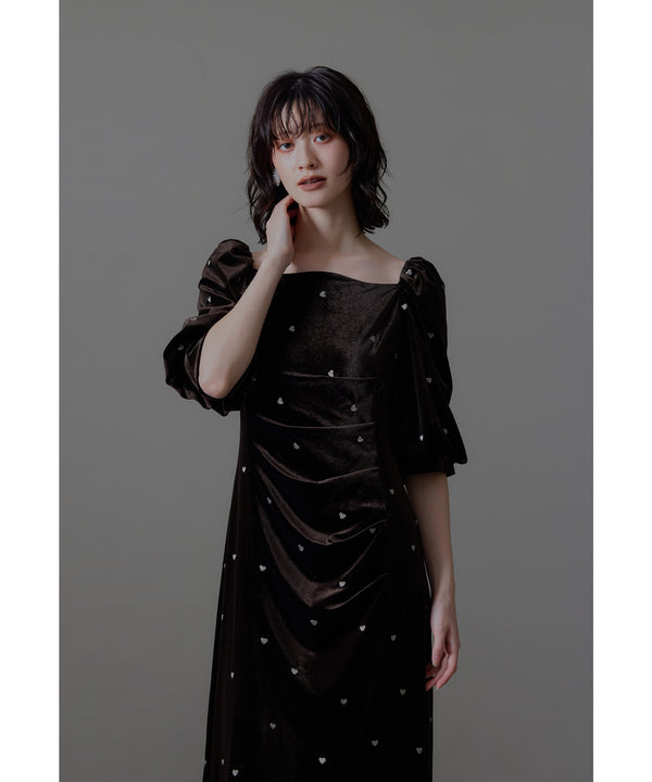 {"color":"\u30d6\u30e9\u30a6\u30f3","info":"model\uff1aH166cm size\uff1aM"}