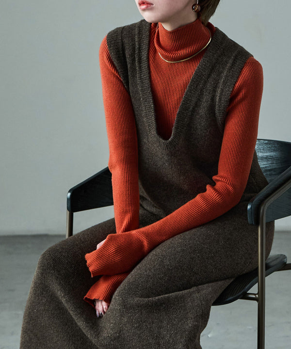 {"color":"\u30d6\u30e9\u30a6\u30f3","info":"model\uff1aH158cm size\uff1aM"}