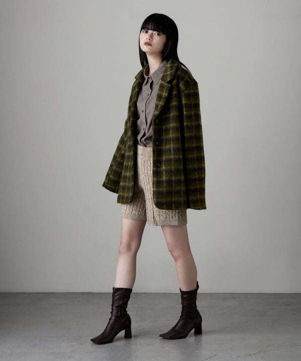 {"color":"\u30d9\u30fc\u30b8\u30e5","info":"model\uff1aH163cm size\uff1aF"}