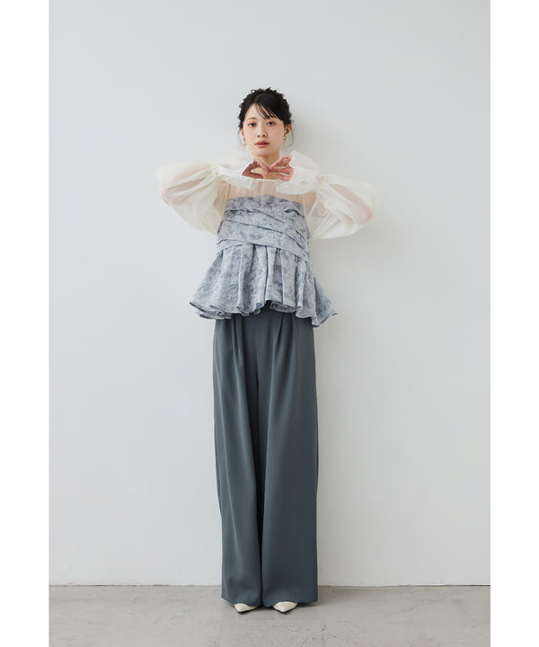 {"color":"\u30e9\u30a4\u30c8\u30b0\u30ec\u30fc","info":"model\uff1aH166cm size\uff1aM"}