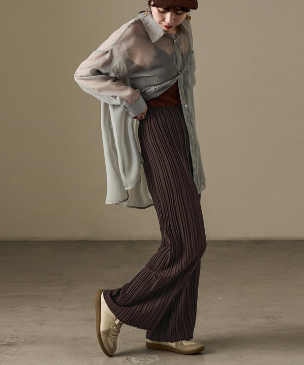 {"color":"\u30d6\u30e9\u30a6\u30f3","info":"model\uff1aH158cm size\uff1aM"}