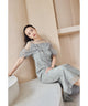 {"color":"\u30b0\u30ec\u30fc","info":"model\uff1aH165cm size\uff1aM"}