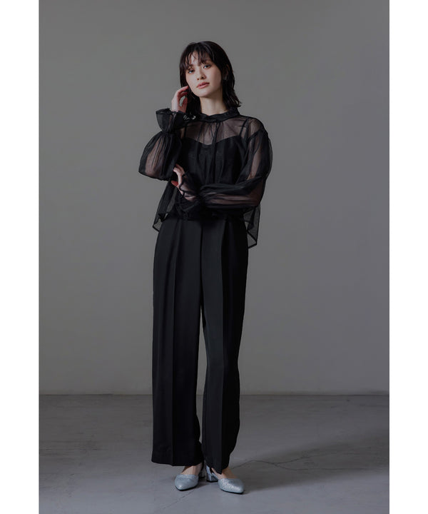 {"color":"\u30d6\u30e9\u30c3\u30af","info":"model\uff1aH166cm size\uff1aM"}