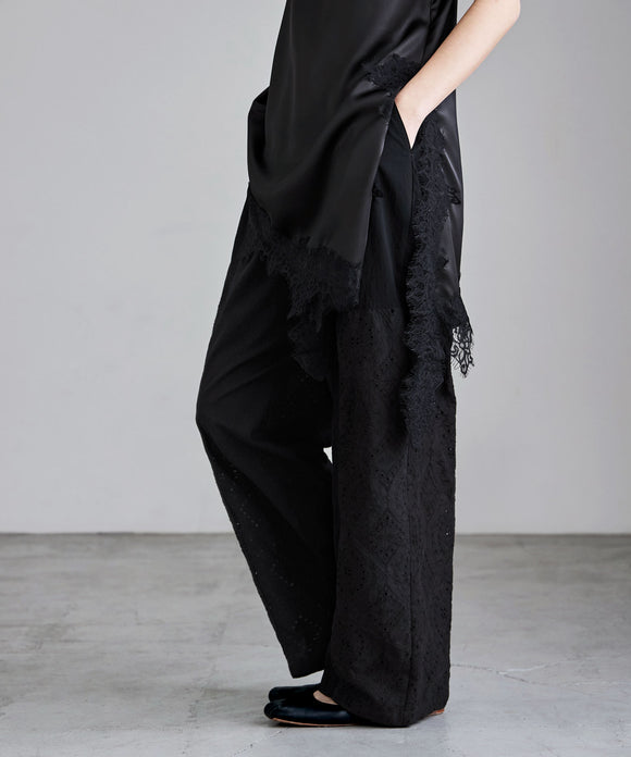 {"color":"\u30d6\u30e9\u30c3\u30af","info":"model\uff1aH166cm size\uff1aF"}