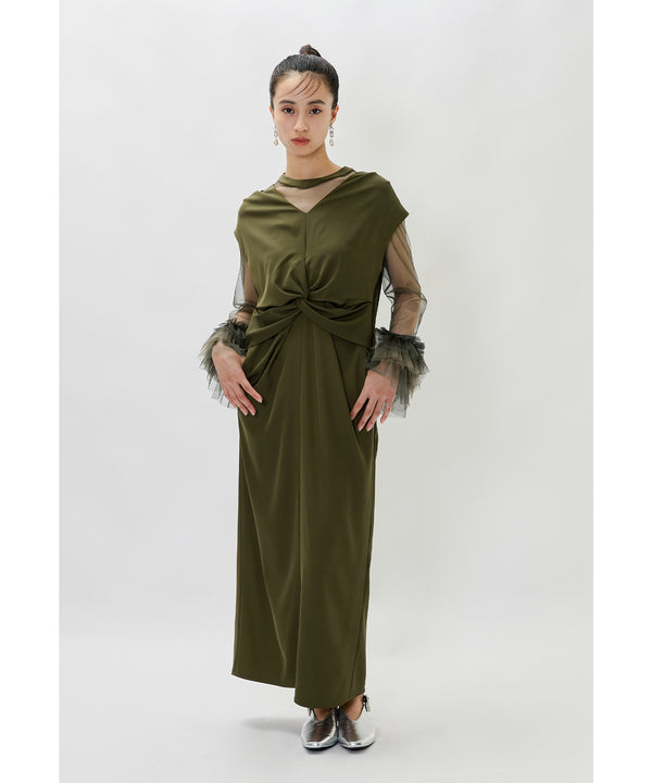 {"color":"\u30ab\u30fc\u30ad","info":"model\uff1aH165cm size\uff1aM"}