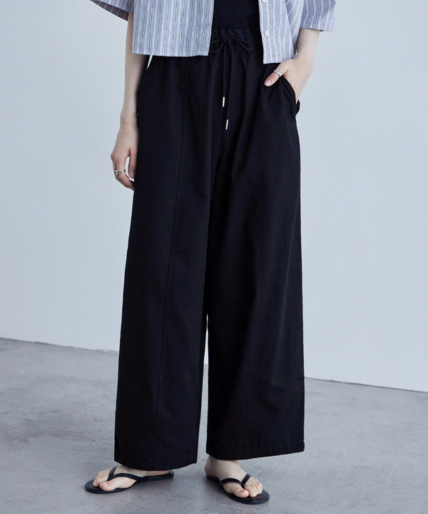 {"color":"\u30d6\u30e9\u30c3\u30af","info":"model\uff1aH170cm size\uff1aM"}
