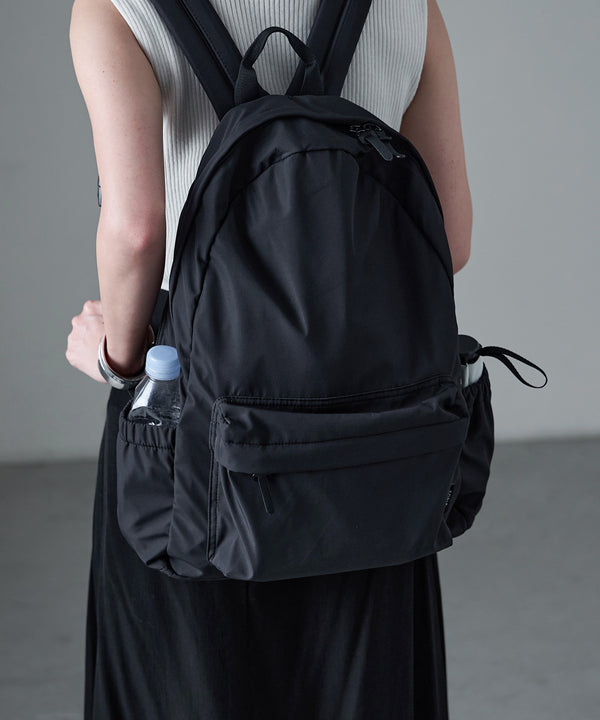 {"color":"\u30d6\u30e9\u30c3\u30af","info":"model\uff1aH158cm size\uff1aF"}
