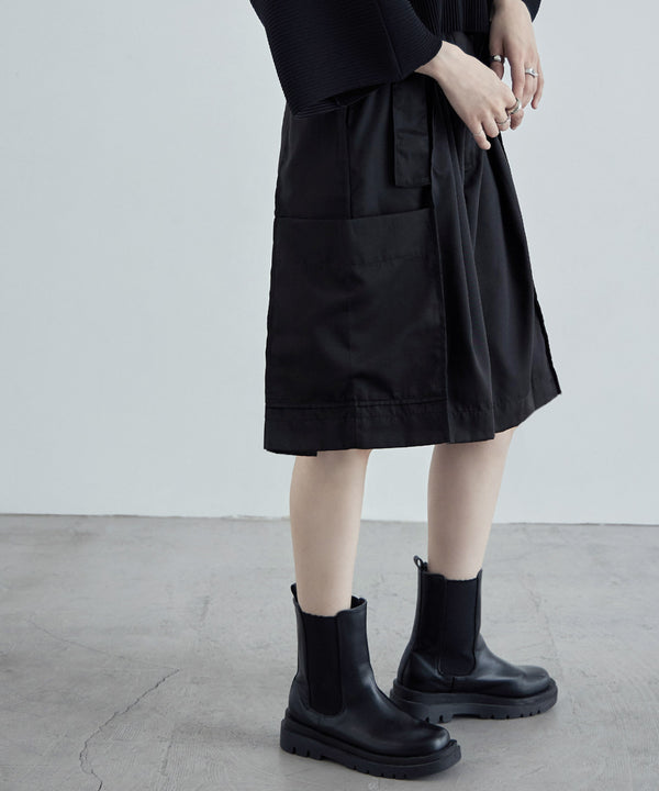 {"color":"\u30d6\u30e9\u30c3\u30af","info":"model\uff1aH170cm size\uff1aM"}