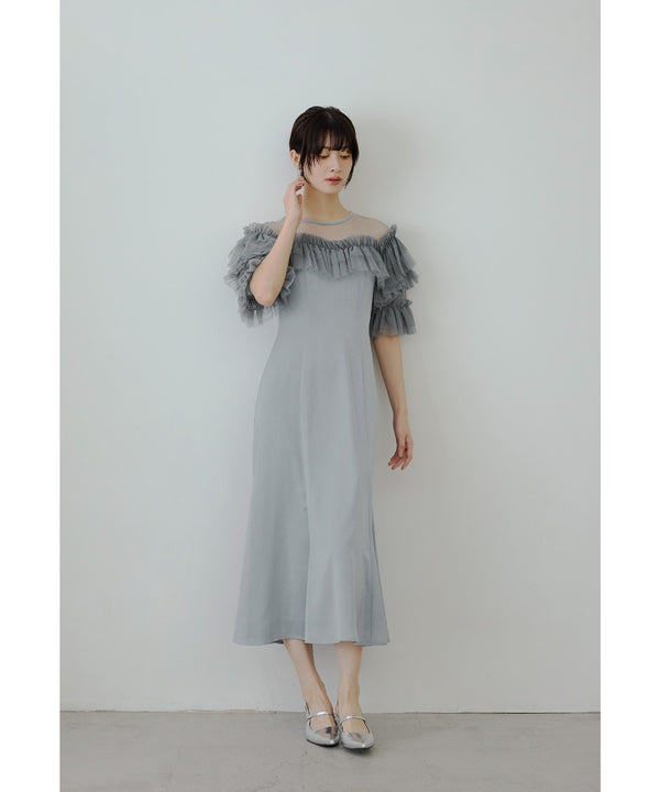 {"color":"\u30d6\u30eb\u30fc\u30b0\u30ec\u30fc","info":"model\uff1aH166cm size\uff1aM"}