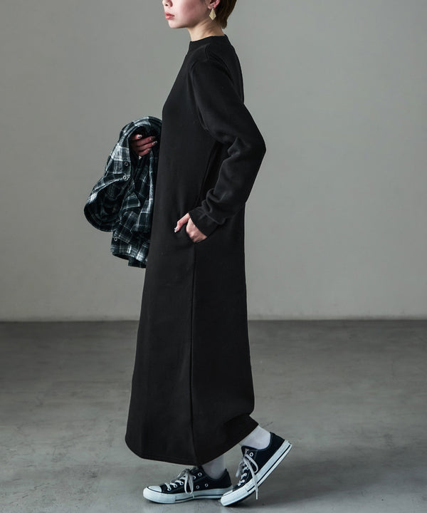 {"color":"\u30d6\u30e9\u30c3\u30af","info":"model\uff1aH158cm size\uff1aM"}