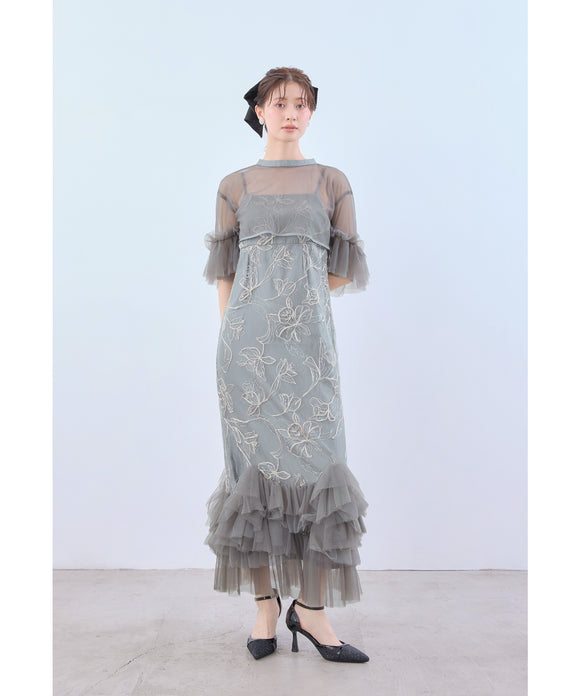 {"color":"\u30b0\u30ec\u30fc","info":"model\uff1aH166cm size\uff1aM"}