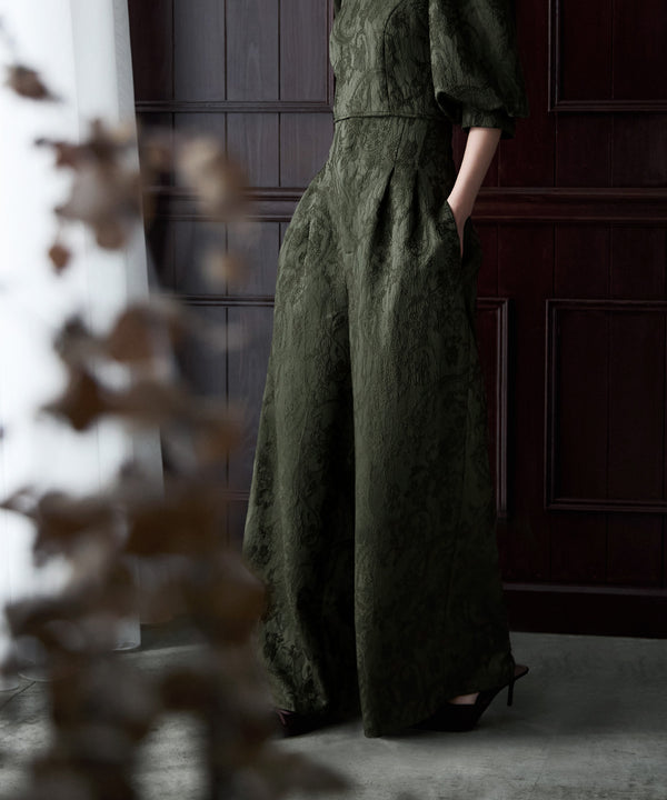 {"color":"\u30ab\u30fc\u30ad","info":"model\uff1aH163cm size\uff1aM"}