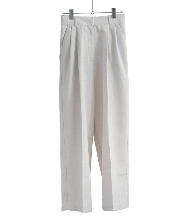 {"color":"\u30a2\u30a4\u30dc\u30ea\u30fc","info":"model\uff1aH158cm size\uff1aM"}
